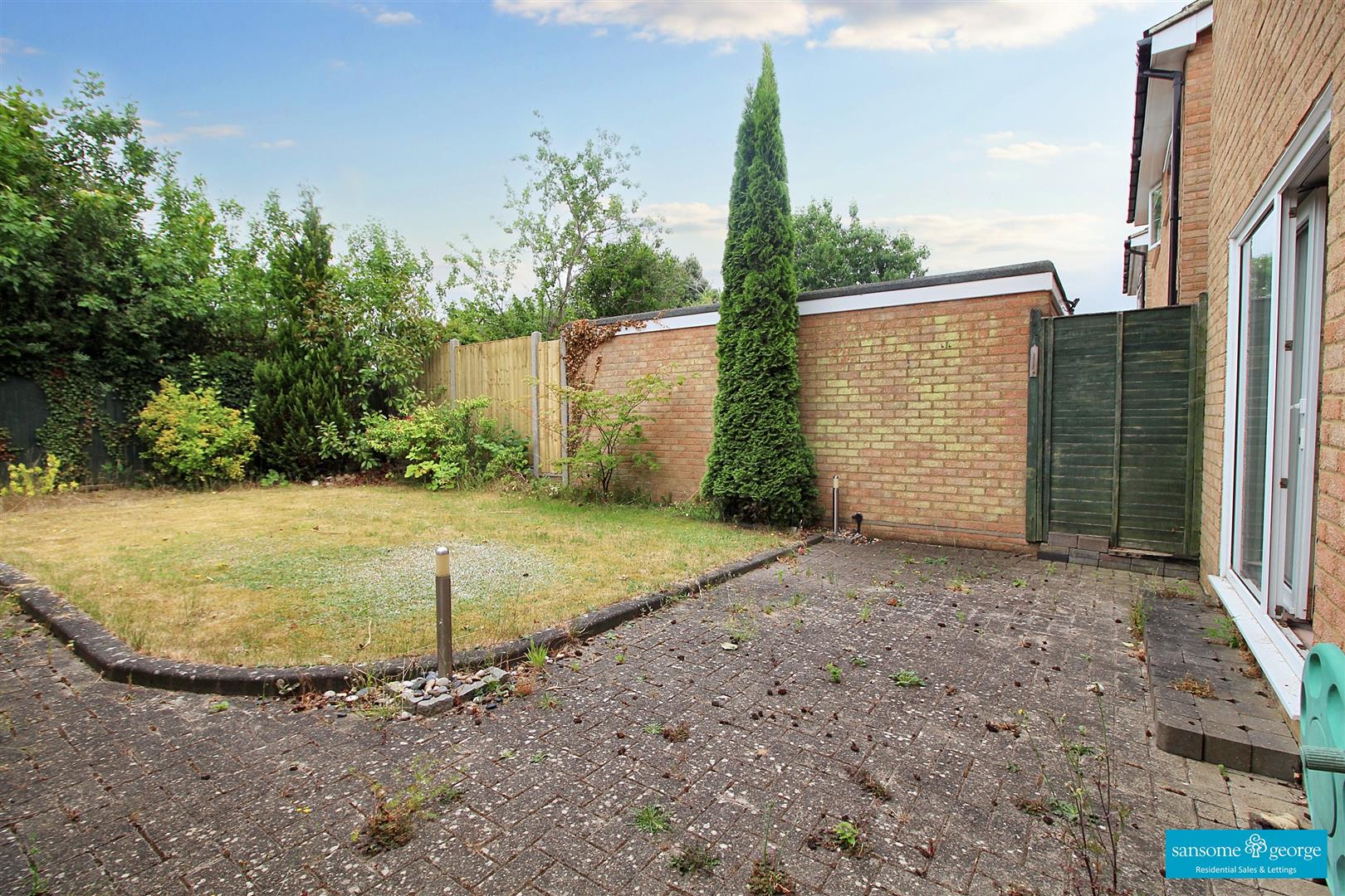 Calder Close, Tilehurst, Reading
